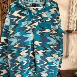 Patagonia Teal, Turquoise & Navy Patterned Synchilla Pullover